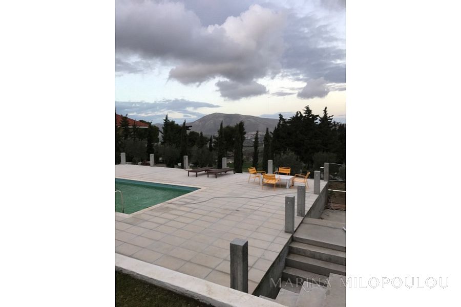 ΚΕΡΑΤΕΑ ΜΟΝΟΚΑΤΟΙΚΙΑ ΜΕ ΠΙΣΙΝΑ ΣΕ ΟΙΚΟΠΕΔΟ 4 ΣΤΡΕΜΑΤΩΝ ...